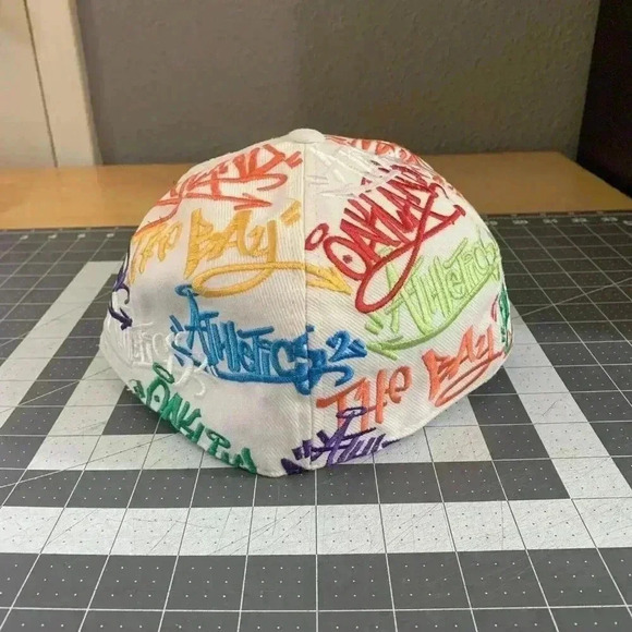 American Needle Oakland A's Hat Men's 7 1/4 Fitted Baseball Graffiti 90s MLB - Picture 4 of 11